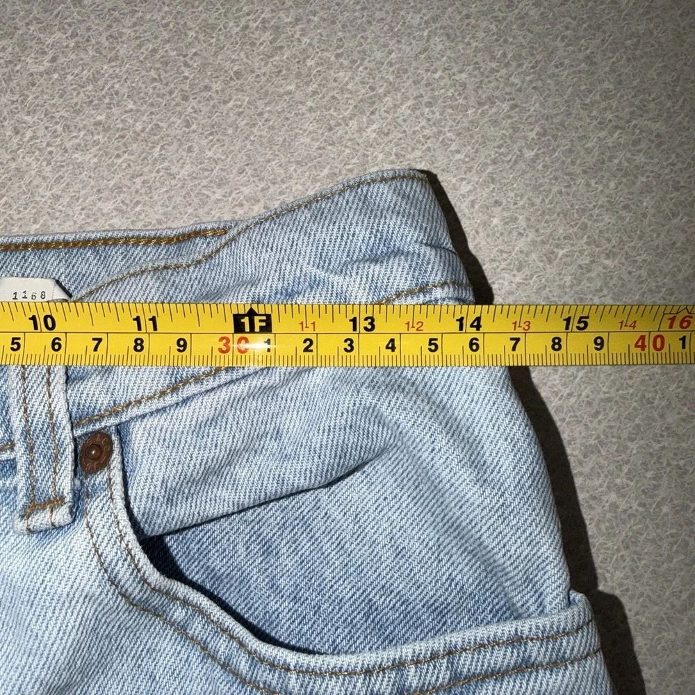 Vintage Levi's 550 Light Wash Relaxed‎ Fit Taper Womens Size 11 Med 28x30